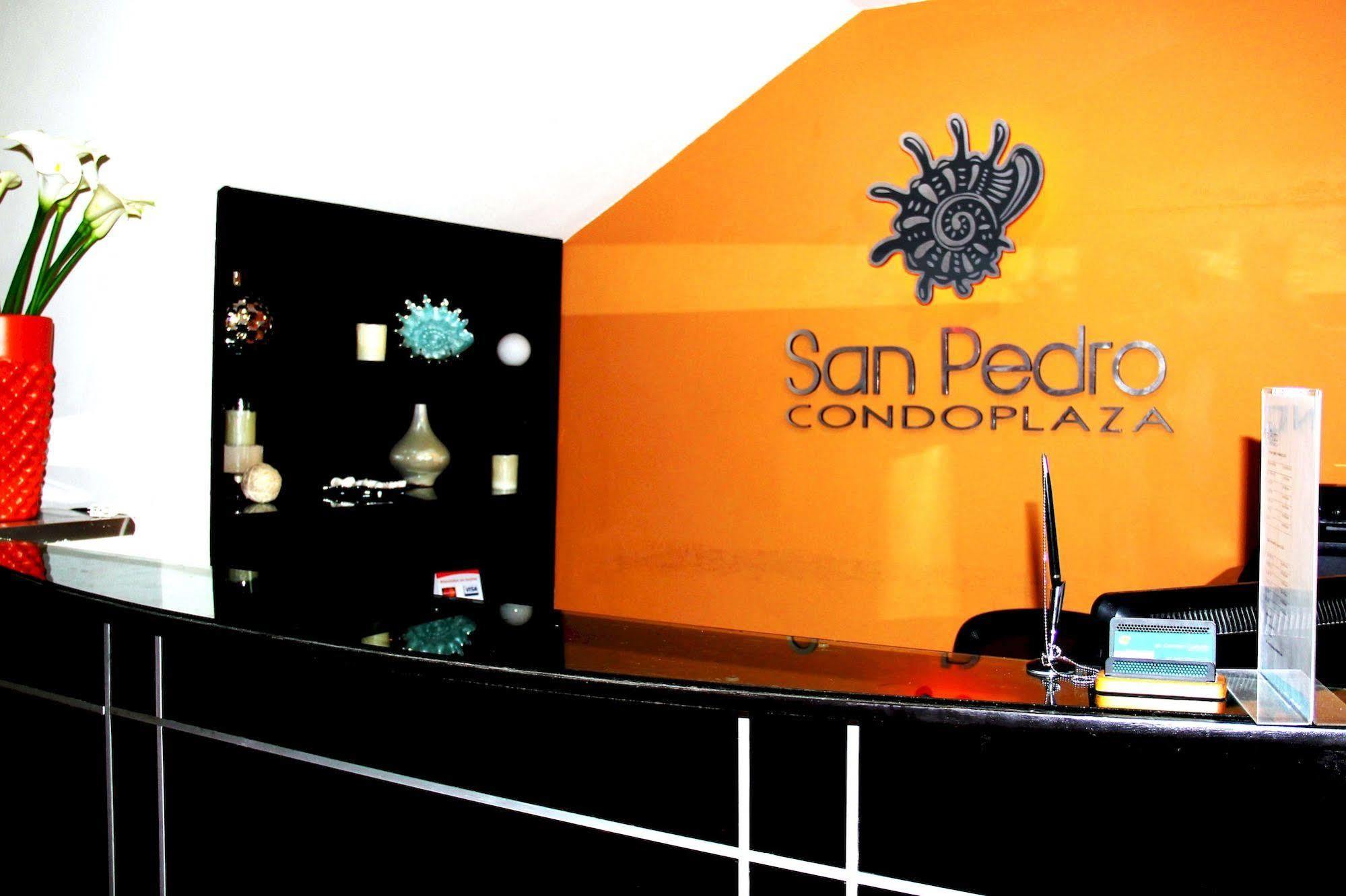 Condoplaza San Pedro Плая дел Кармен Екстериор снимка
